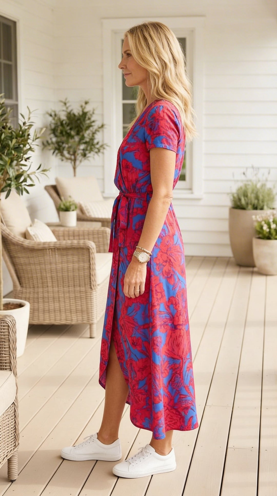 Isla | Soft V-Neck Floral Midi Dress