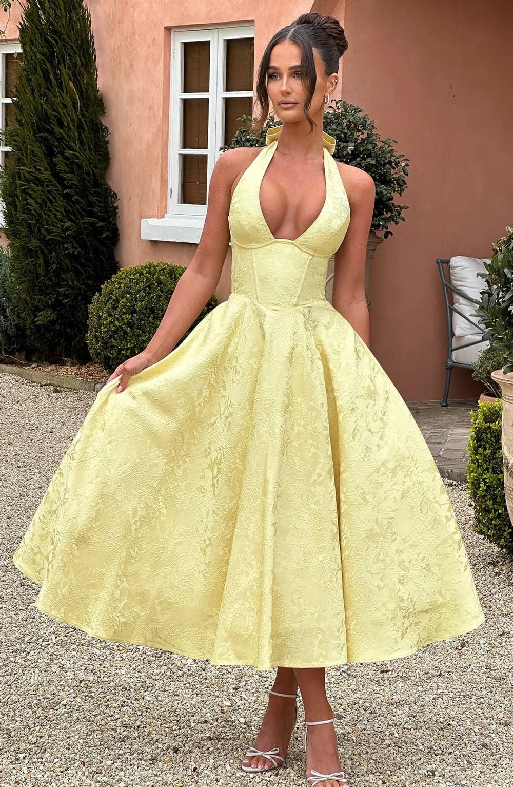 Rosie | Elegant Yellow Halter V - Neck Midi Dress - Emma's Dresses