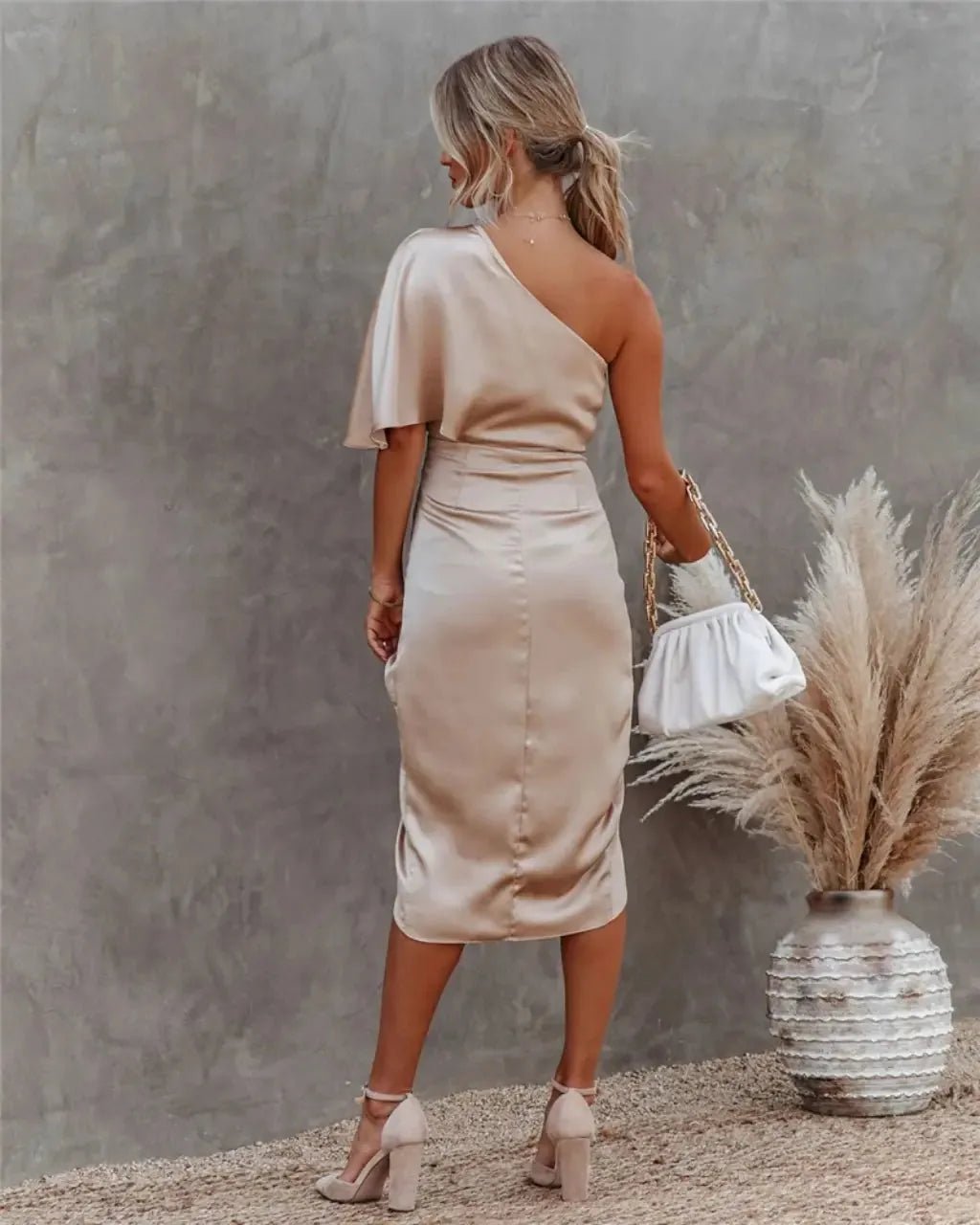 Isabella | Elegant One Shoulder Ruched Midi Dress - Emma's Dresses