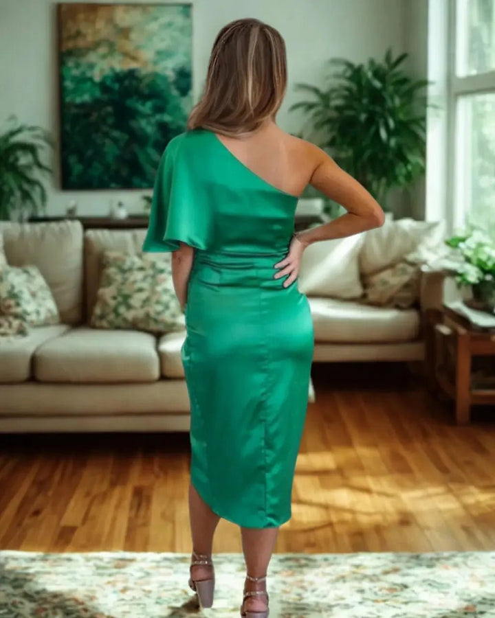 Isabella | Elegant One Shoulder Ruched Midi Dress - Emma's Dresses
