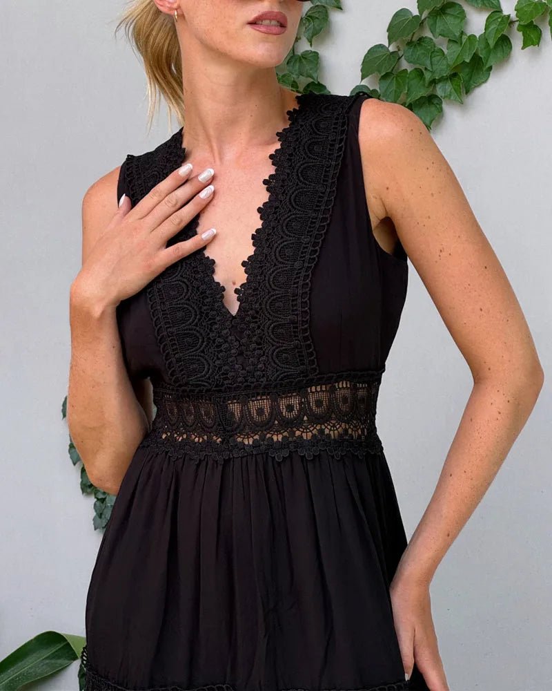 Lucy | Elegant White V-Neck Lace Tiered Midi Dress – view 12