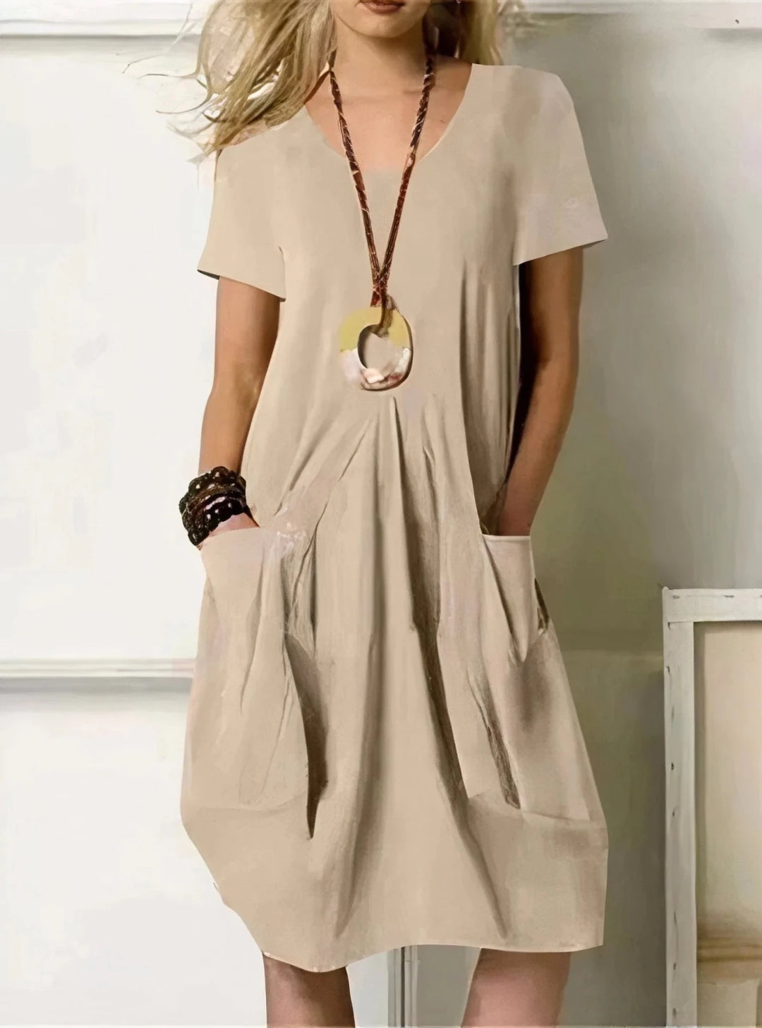 Elena | Effortless V - Neck Midi Dress With Pockets - Emma's Dresses